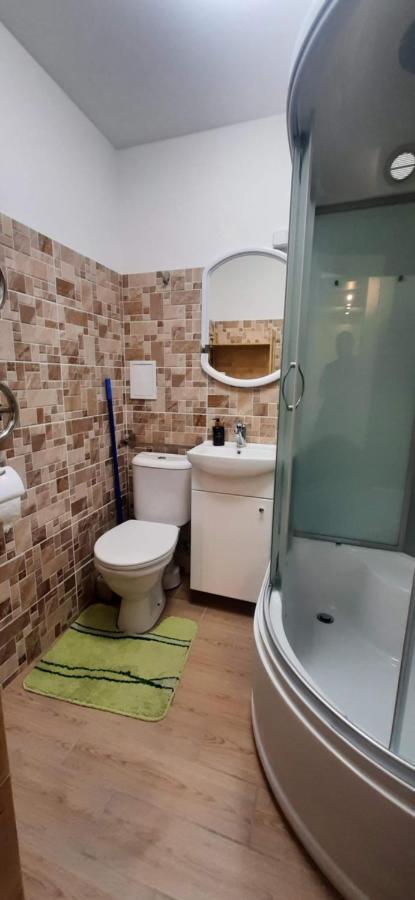 Elite Flats Two Bedroom Утена Экстерьер фото